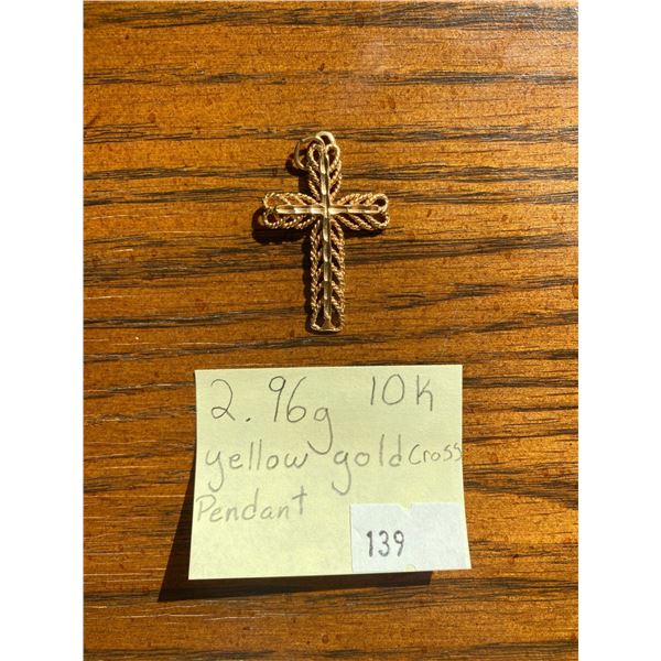 10K Yellow Gold Cross Pendant 2.96g
