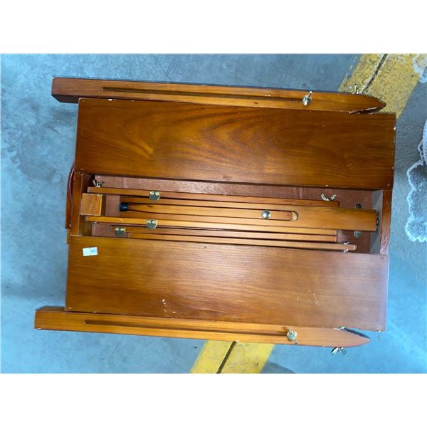 Collapsable Wooden Easel