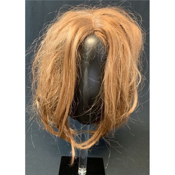 Charlie's Angels (2000) - Background Wig