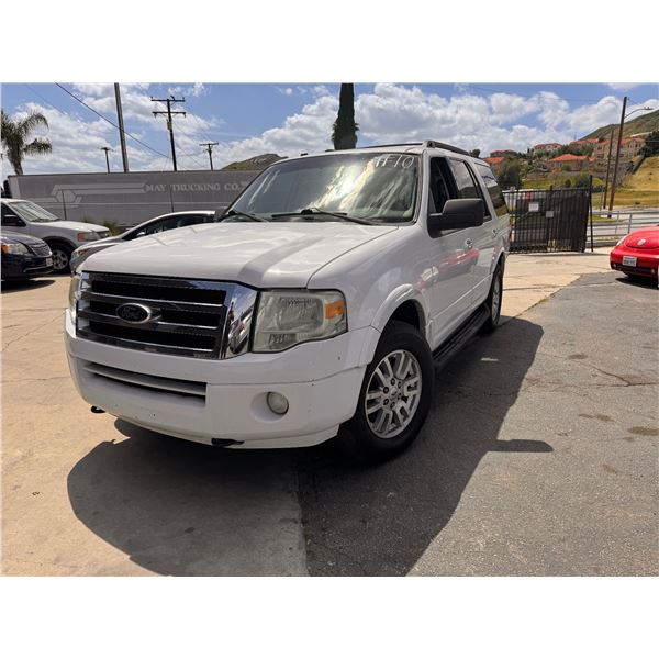 2012 Ford Ecxpedition XLT - CLEAN/161,744 Mi