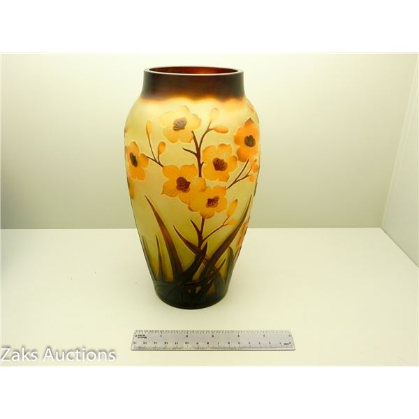 Vintage Cameo Glass 10"