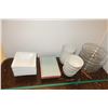 Image 2 : LOT DE 26 VAISSELLES ASST