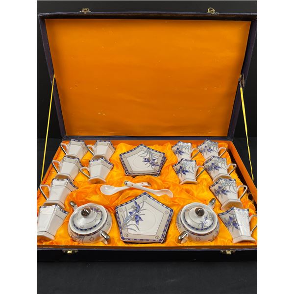 24k Lynn Collection Tea Serving Set in Case