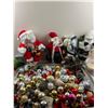 Image 1 : Assorted Christmas Decorations