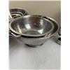 Image 3 : Assorted Metal Mixing Bowls & Collanders