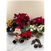 Image 1 : Christmas Faux Flowers & Decor