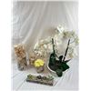 Image 1 : 2 Faux Flower Arrangements & Vases with Sea Shells