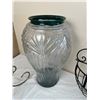 Image 3 : Large Decorative Vase & 2 Metal Plant Holders