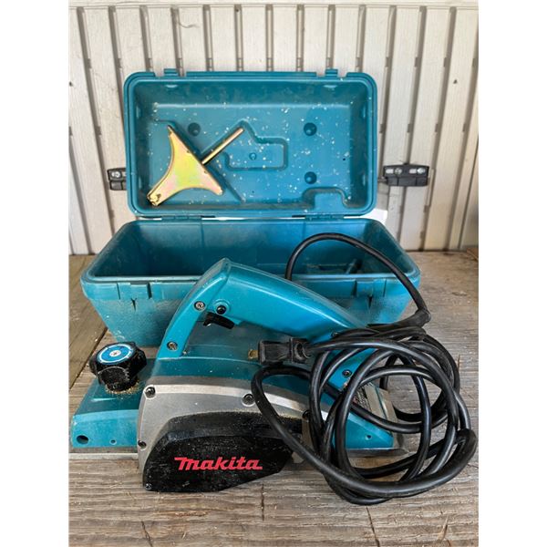 Makita Power Planer