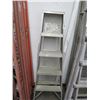 Image 1 : Alum. 5' Stepladder