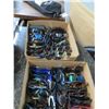 Image 2 : Trays w/Fashion Sunglasses - 2