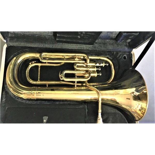 Boosey & Hawkes Horn - Needs some repair see photo SN