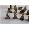 Image 4 : (18) Wade Tea Figurines