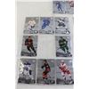 Image 2 : (25) 2023/24 Upper Deck Rookie Hockey Cards