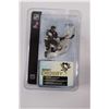 Image 8 : 2007 McFarlane SportsPicks NHL Series 16 "Sidney Crosby" Collector Figure & 2006 Micro McFarlane "Si