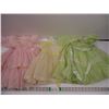 Image 1 : (3) Girl's Dresses