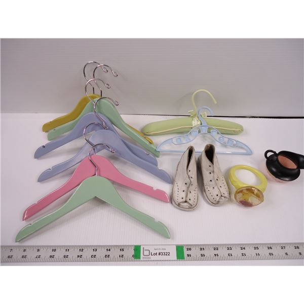 Baby Hangers and other accessories