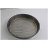 Image 3 : (1) 8 Cup Loaf Pan and (2) Round Cake Pans