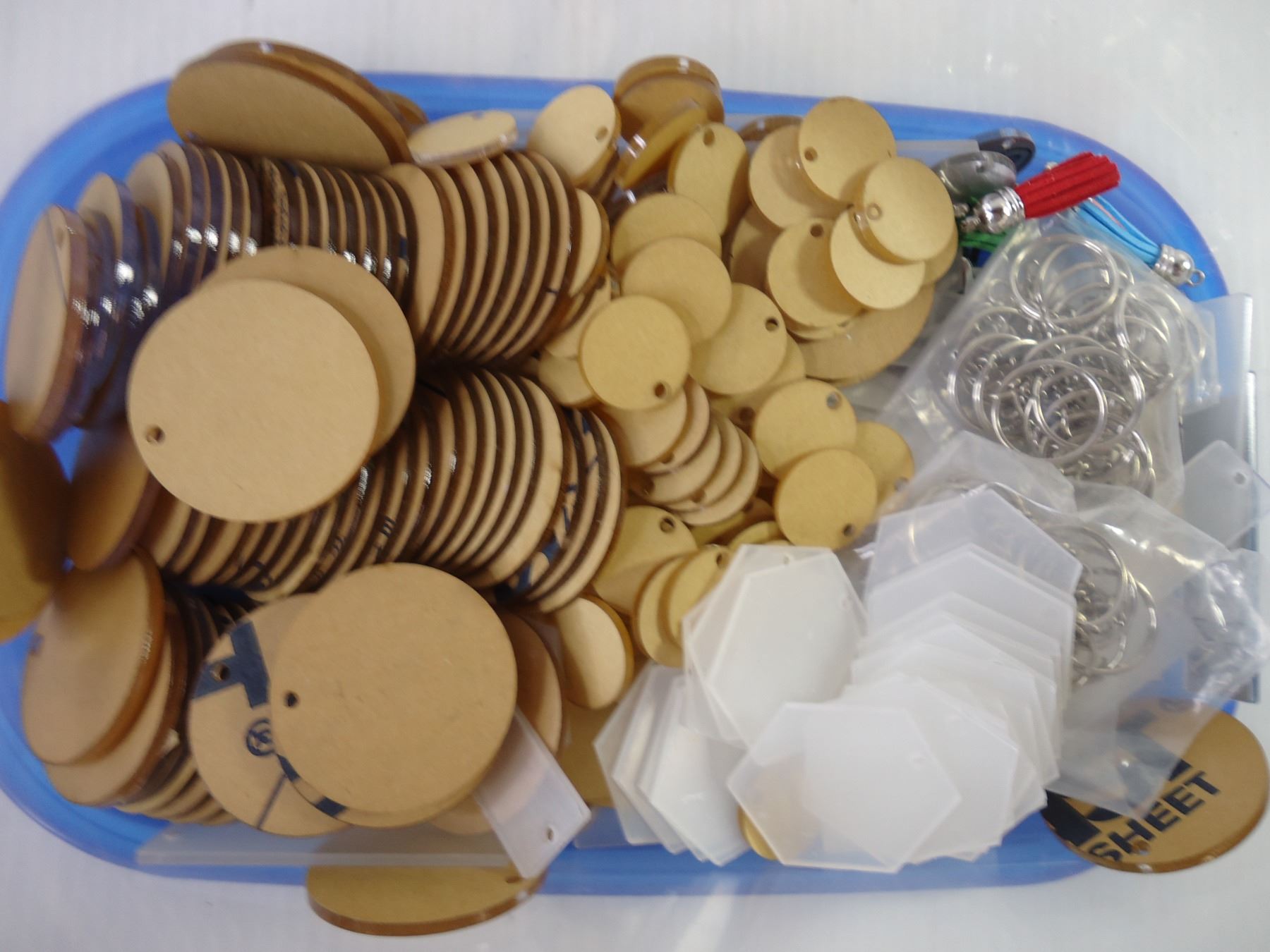 Container Keychain Making Container of Items to make Acrylic Keychains