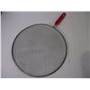Image 5 : (2) Cake Pans, Oval Roaster and Splatter Screen