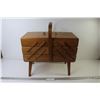 Image 2 : Vintage Wooden Sewing Box