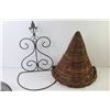 Image 6 : (2) Wire Holders - Metal & Wicker Plant Holder