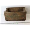 Image 1 : Antique Wishing Well Dry Ginger Ale Wooden Crate