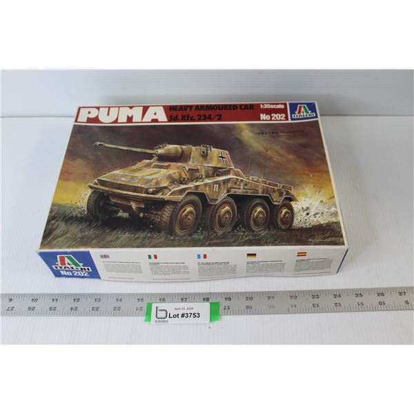 Puma Heavy Armoured Car Model Kit - 1:35 Scale