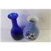 Image 2 : Ceramic Flower print Vase - Blue Glass Vase