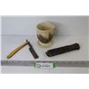 Image 1 : Pottery Creamer - Vintage Straight Razor w/Case