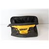 Image 4 : (3) DeWalt Tool Bags