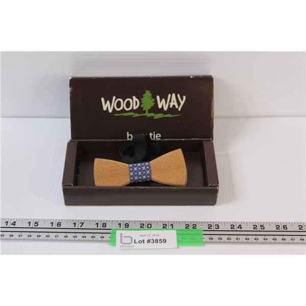 Vintage Woodway Handmade in the Alps Wooden Bow Tie in Original Box