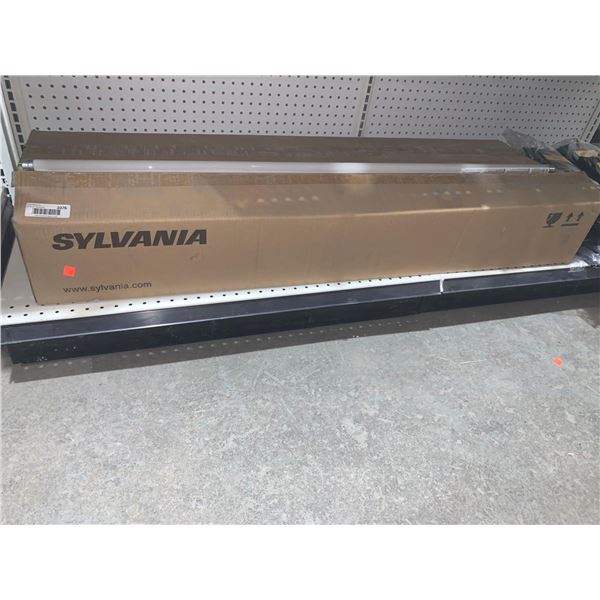 Sylvania SubstiTUBE LED T8 4ft 10W Lot of 10 bulbs