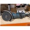 Image 3 : Makita 7 Inch Angle Grinder
