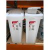 Image 1 : Lot of 2 Rubbermaid waste baskets with lids