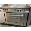 Image 3 : Southbend Natural Gas 5-Burner range with standard oven