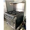 Image 4 : Vectare commercial Stainless Steel 6 burner Natural Gas range with oven with back splash