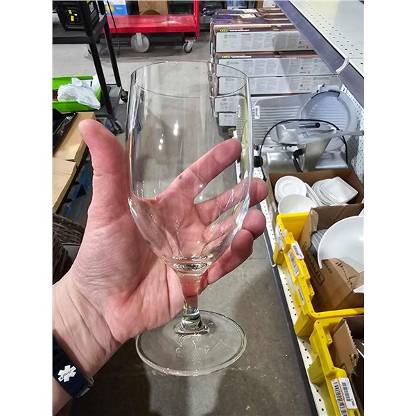 Lot of 24 Master's Reserve - 13.5 Oz Goblets