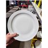 Image 3 : Lot of 12 Commercial Restaurant Dinner Plates
