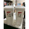 Image 1 : Lot of 2 rubbermaid waste baskets with lids