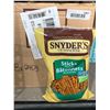 Image 1 : Snyders of Hanover pretzel sticks 8x240g