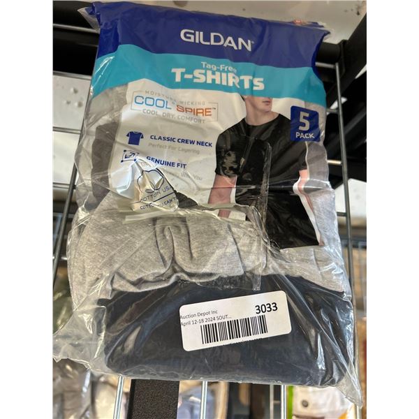 Gildan Mens T Shirts Lot of 5 Small asst colors