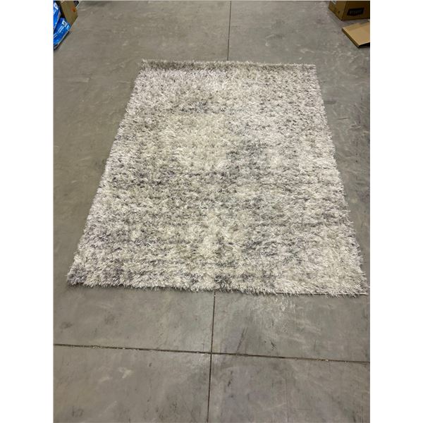 E Carpet gallery "Alpaca" white shag rug 5'3"x7'3"