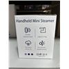 Image 3 : Handheld small and portable mini clothing steamer