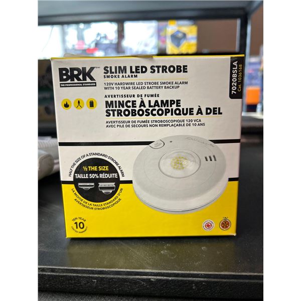 BRK slim LED strobe light smoke alarm