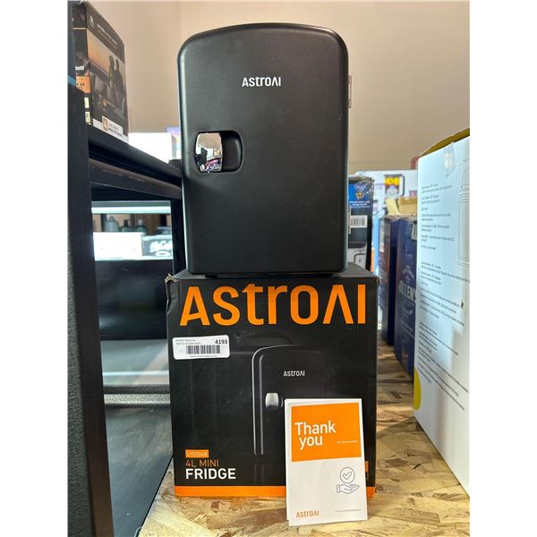 Astro AI 4L mini fridge