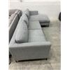 Image 2 : Grey upholstered sectional sofa / couch