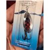 Image 5 : 15 NO.2 TREBLE HOOK SPINNERS - SILVER, RED, BLACK AND BRASS