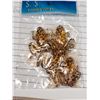 Image 3 : TWO PACKS OF OF FOUR FROGS AND TWO PACKS OF SIX FLAT TAIL WORMS