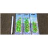 Image 1 : THREE PACKS OF GREEN JIGS